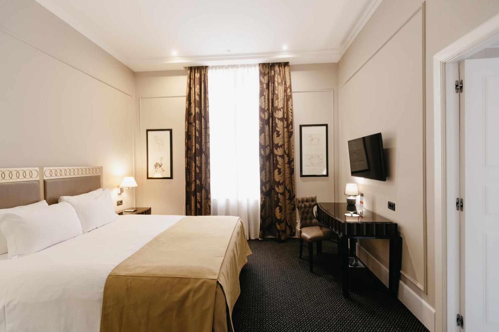 Grand Hotel Yerevan - Small Luxury Hotels Of The World Eksteriør billede